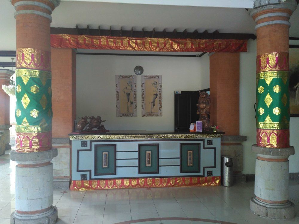 Hotel Oranjje Denpasar  Exterior photo